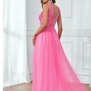 Sleeveless Sequin Bodice Contrast Pink Mesh Dress NWOT